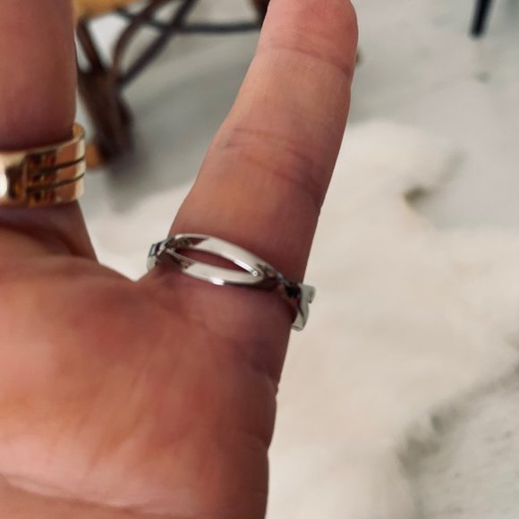 Two Silver Tone Fashion Rings with Blue and Clear Stone - Rectangle and Round - Picture 14 of 16